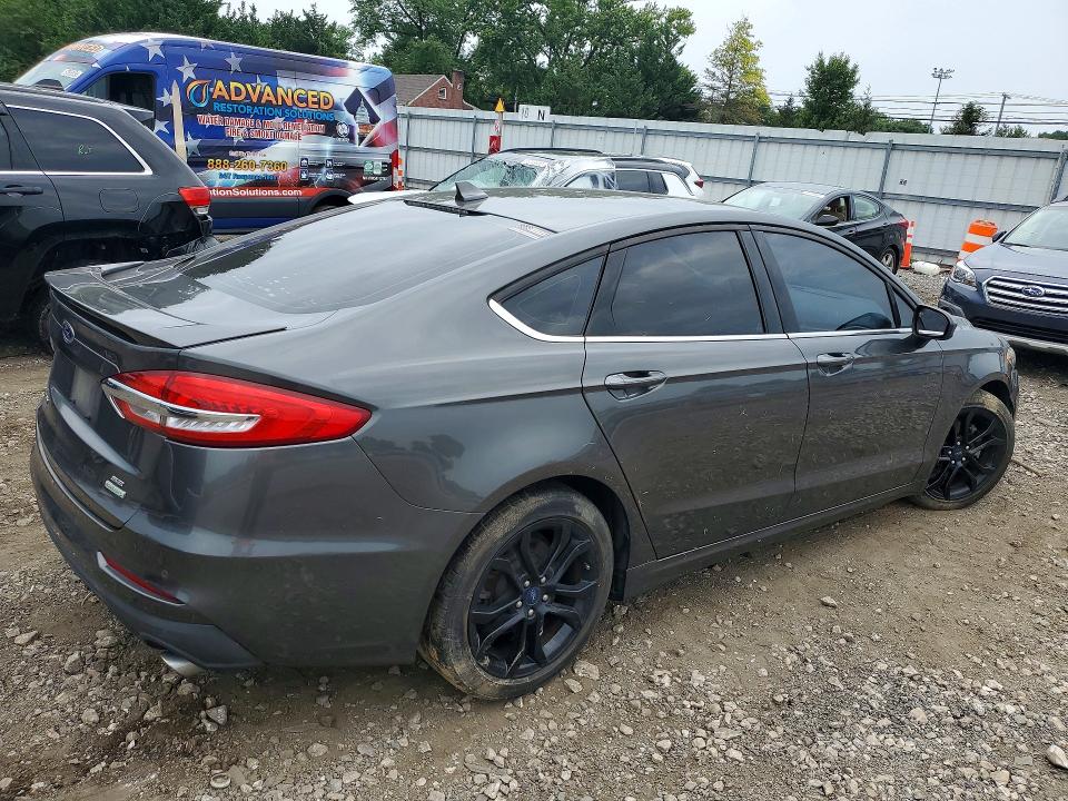 Foto 3 de la subasta – 2019 FORD FUSION con VIN 3FA6P0HD4KR251710