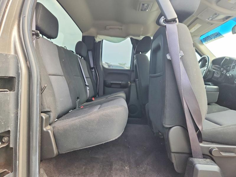 Photo 10 from auction – 2012 CHEVROLET SILVERADO with VIN 1GCRKSE72CZ313893