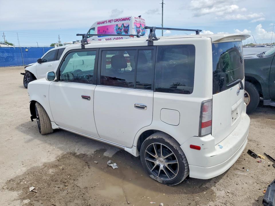 Photo 2 from auction – 2006 SCION XB with VIN JTLKT324164056469