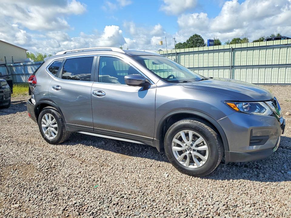 Photo 4 from auction – 2018 NISSAN ROGUE with VIN KNMAT2MV1JP617980