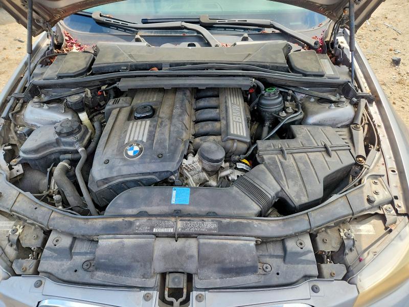 Photo 11 from auction – 2009 BMW 328 with VIN WBAPH57509NL76572