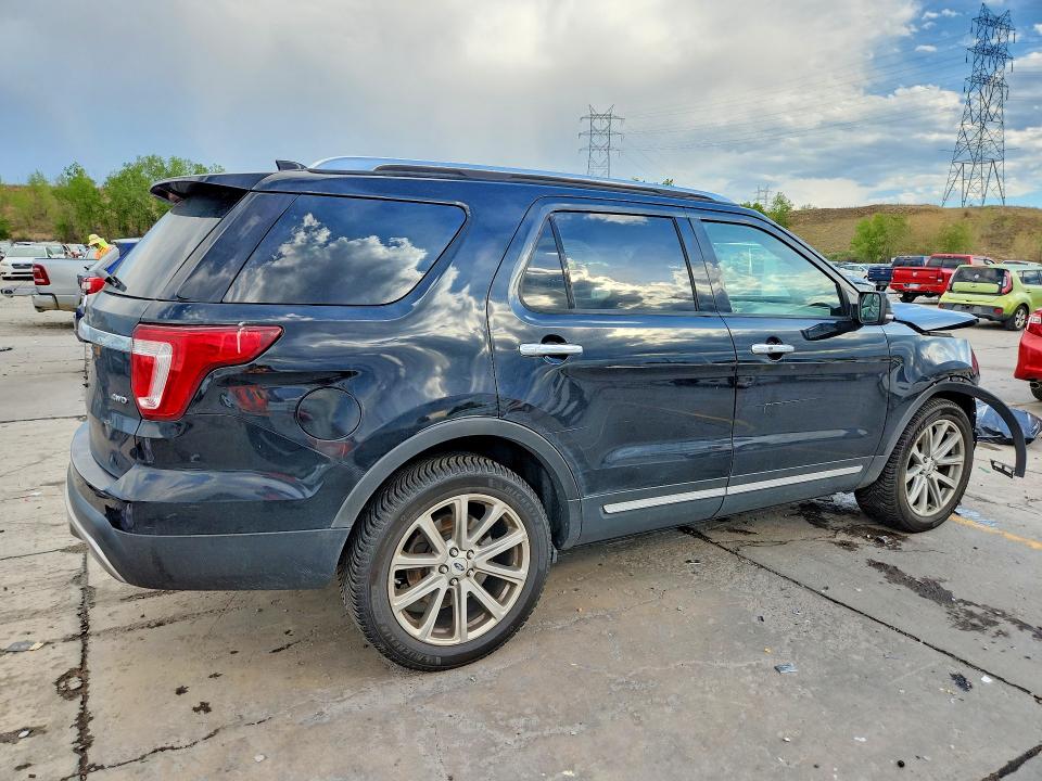 Photo 3 from auction – 2017 FORD EXPLORER with VIN 1FM5K8F8XHGB81988