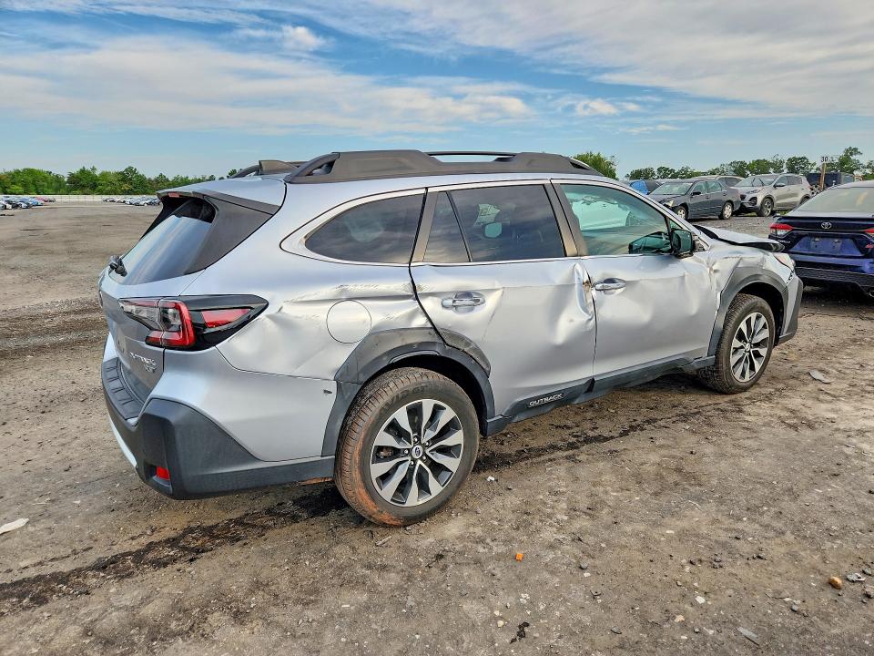 Photo 3 from auction – 2023 SUBARU OUTBACK with VIN 4S4BTGND9P3125426