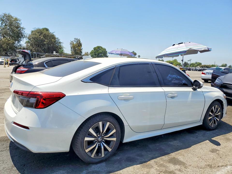 Photo 3 from auction – 2022 HONDA CIVIC with VIN JHMFE1F71NX002522