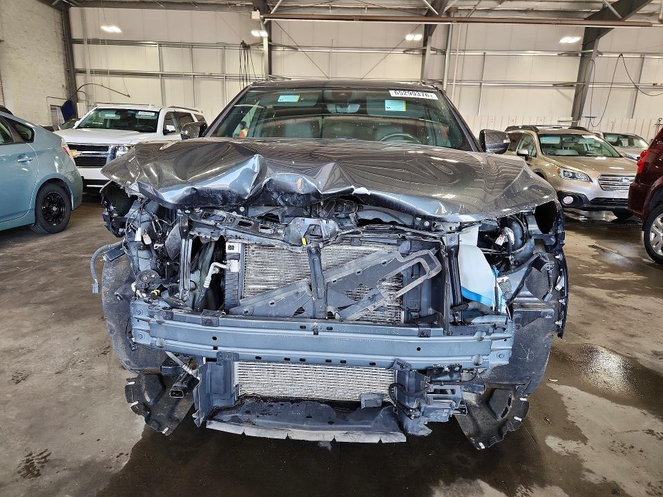 Photo 5 from auction – 2020 CHEVROLET BLAZER with VIN 3GNKBKRSXLS551995