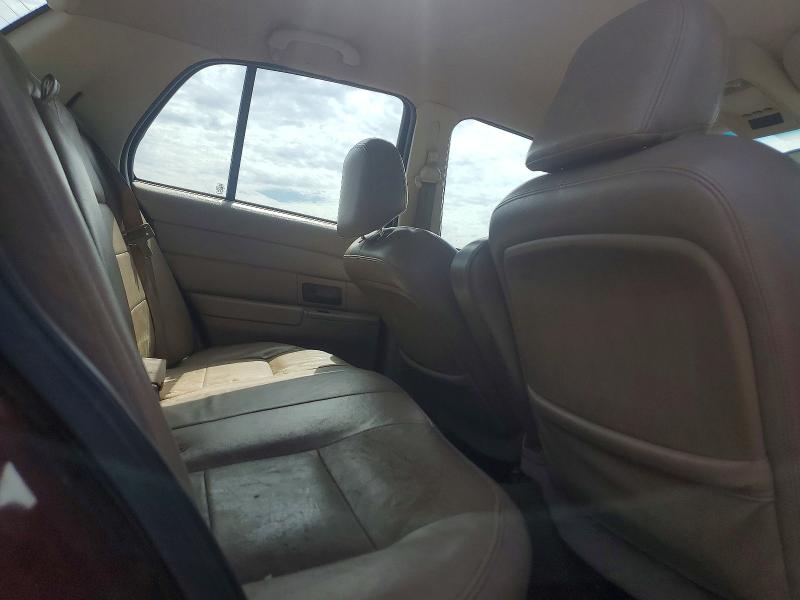 Photo 10 from auction – 2005 FORD CROWN VICTORIA with VIN 2FAFP74W95X135974