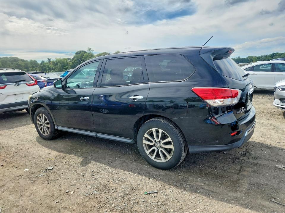 Photo 2 from auction – 2014 NISSAN PATHFINDER with VIN 5N1AR2MM1EC627410