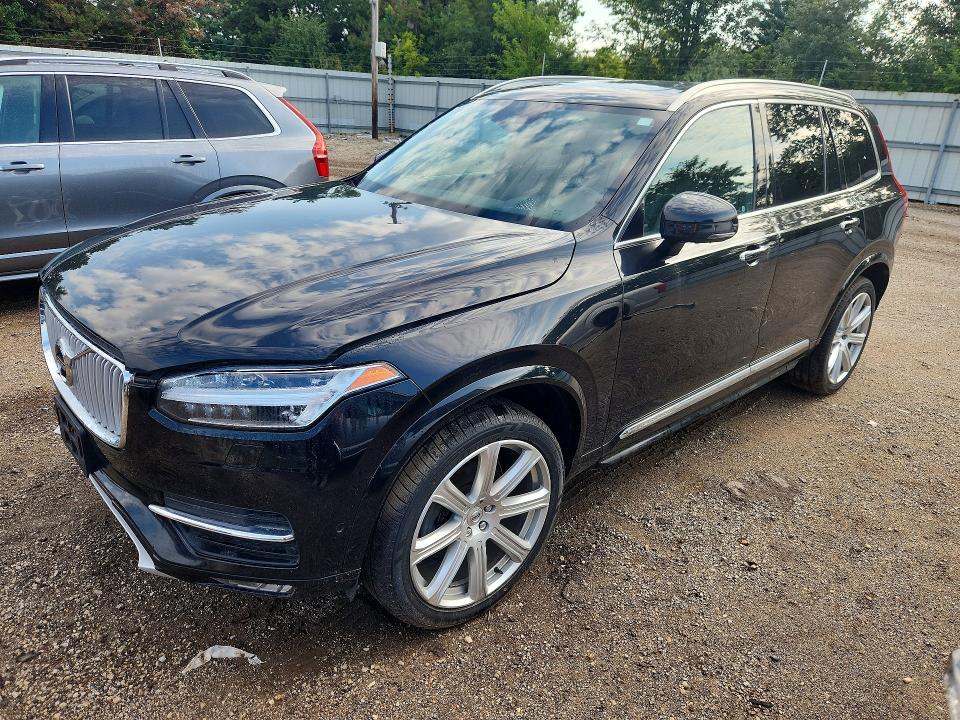 VOLVO XC90 2018 con VIN YV4A22PL6J1209701 - Foto de la subasta