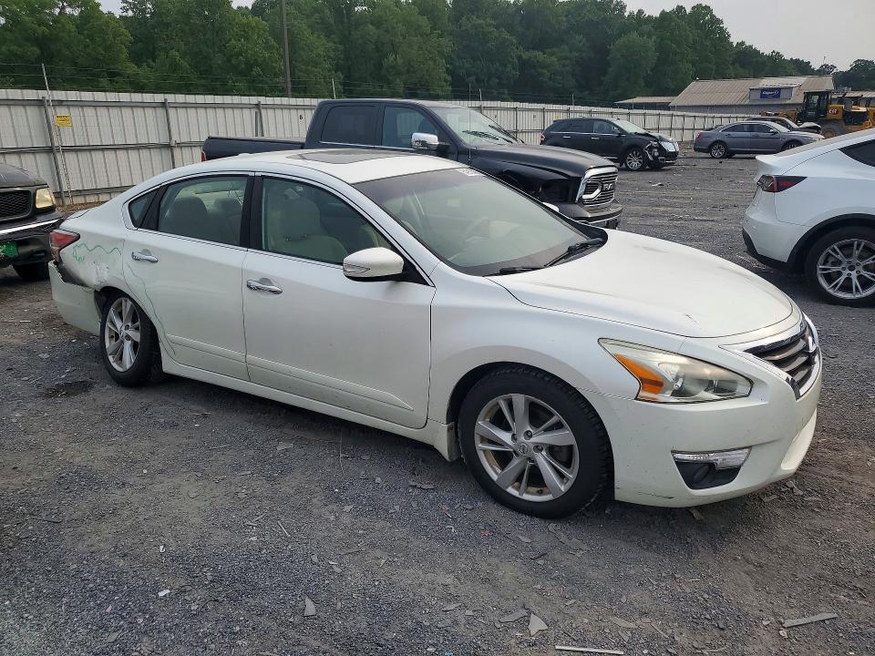 Photo 4 from auction – 2014 NISSAN ALTIMA with VIN 1N4AL3AP2EC299835
