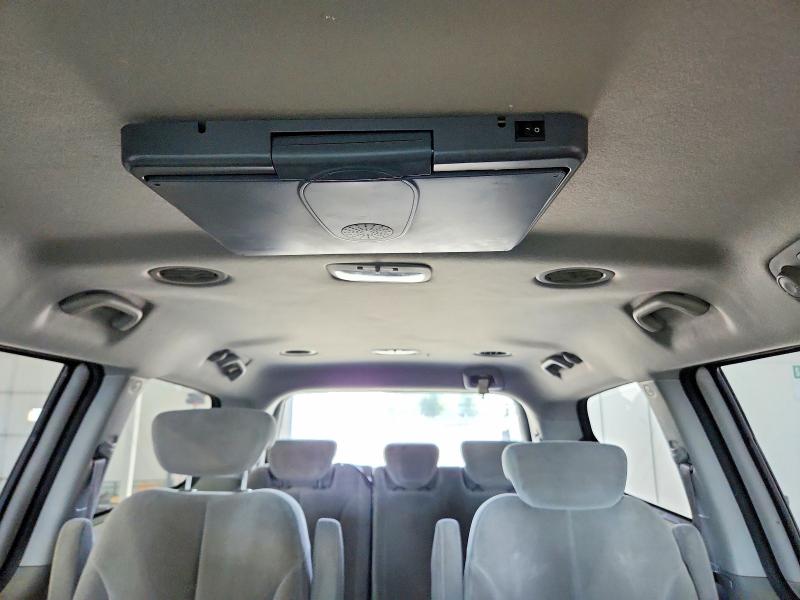 Photo 10 from auction – 2008 KIA SEDONA with VIN KNDMB233886219066