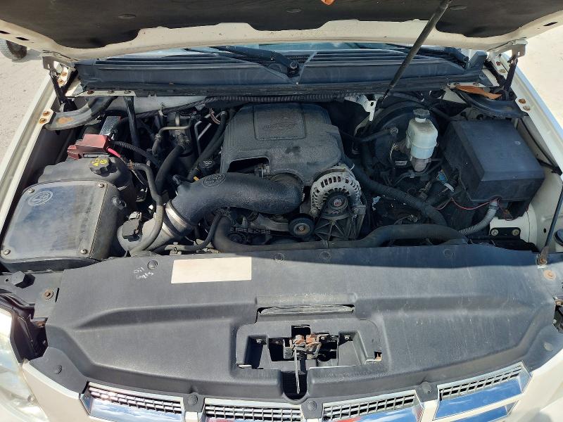 Photo 12 from auction – 2011 CADILLAC ESCALADE with VIN 1GYS3BEFXBR154961
