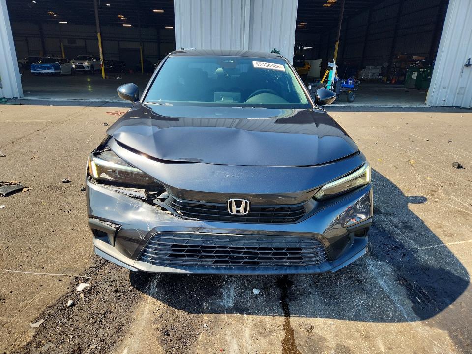Photo 5 from auction – 2022 HONDA CIVIC with VIN 2HGFE2F59NH560162