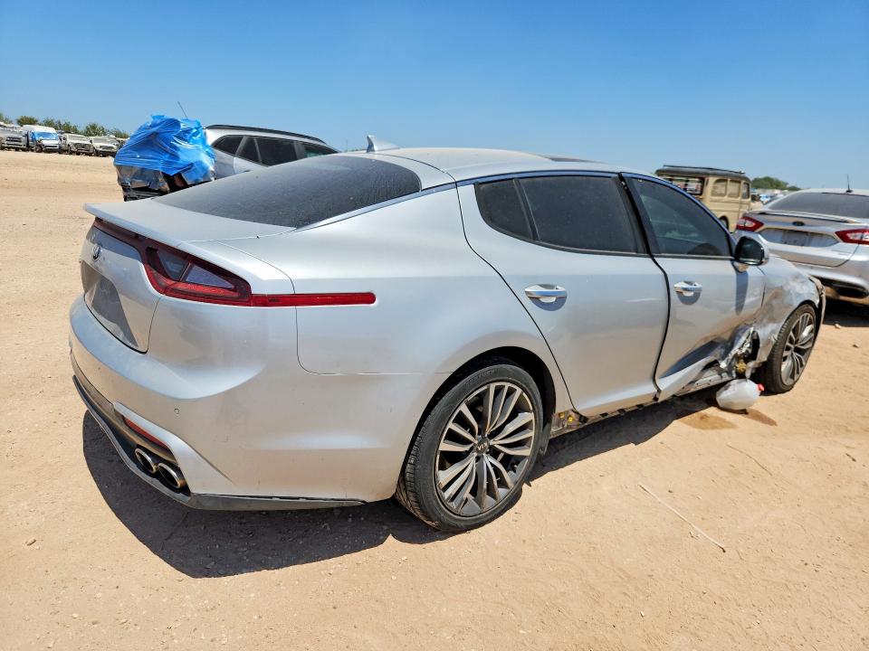 Zdjęcie 3 z aukcji – 2018 KIA STINGER z VIN KNAE25LA0J6033268