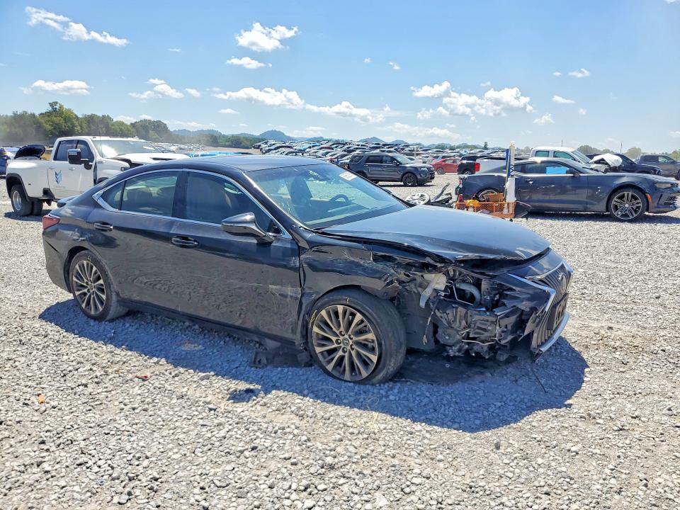 صورة رقم 4 من المزاد - 2020 LEXUS ES مع VIN 58ADZ1B14LU077071