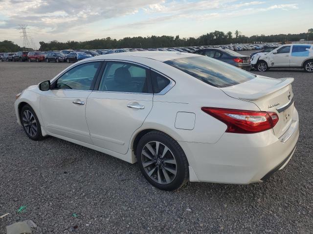 Photo 2 from auction – 2017 NISSAN ALTIMA with VIN 1N4AL3AP3HC273717