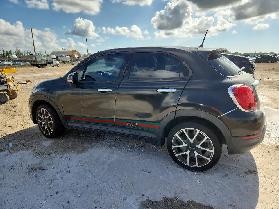 صورة رقم 2 من المزاد - 2016 FIAT 500X مع VIN ZFBCFXET0GP332949