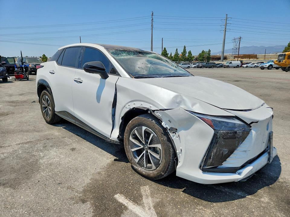 Foto 4 de la subasta – 2024 LEXUS RZ con VIN JTJABABB3RA005412
