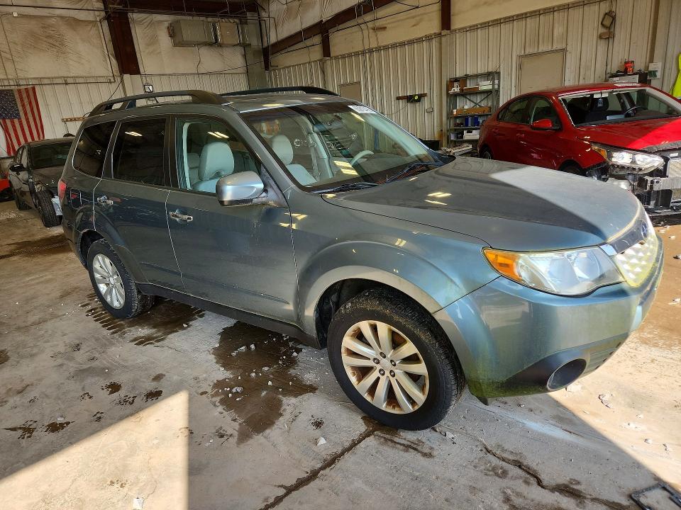 Photo 4 from auction – 2011 SUBARU FORESTER with VIN JF2SHBDC6BH767214