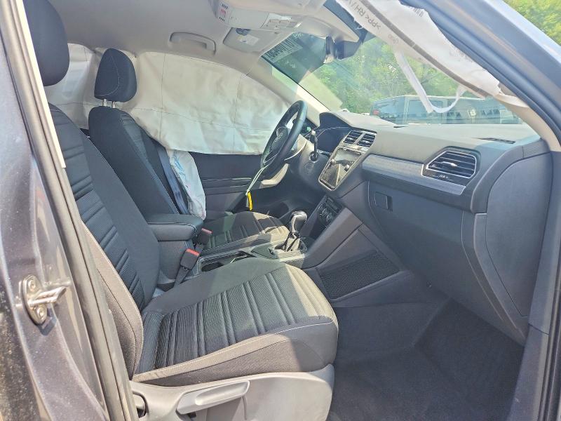 Снимка 7 от търг – 2024 VOLKSWAGEN TIGUAN с VIN 3VVRB7AX6RM215108