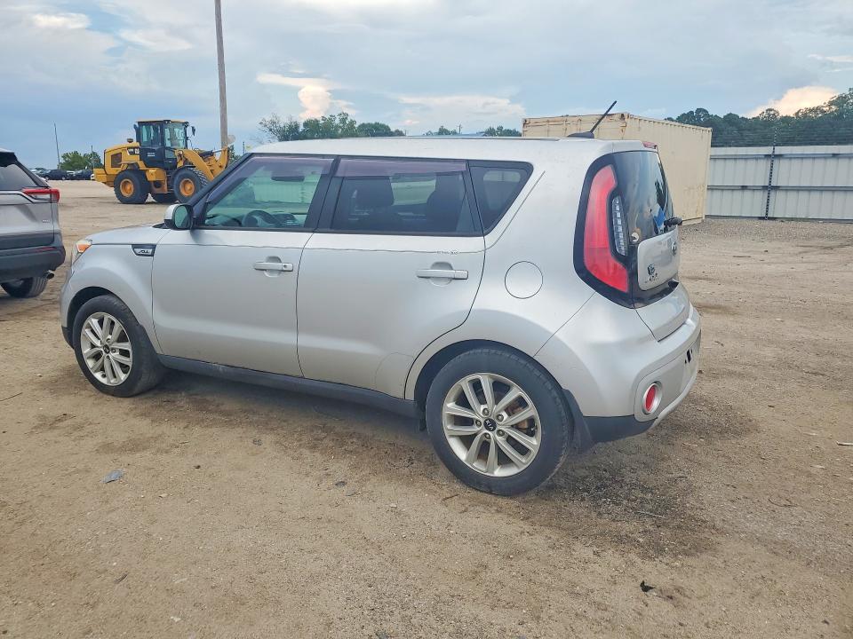 Foto 2 de la subasta – 2017 KIA SOUL con VIN KNDJP3A52H7462106