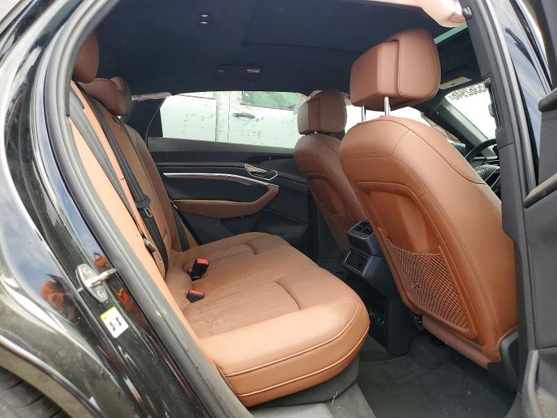 Photo 10 from auction – 2022 AUDI E-TRON with VIN WA12AAGE2NB037229