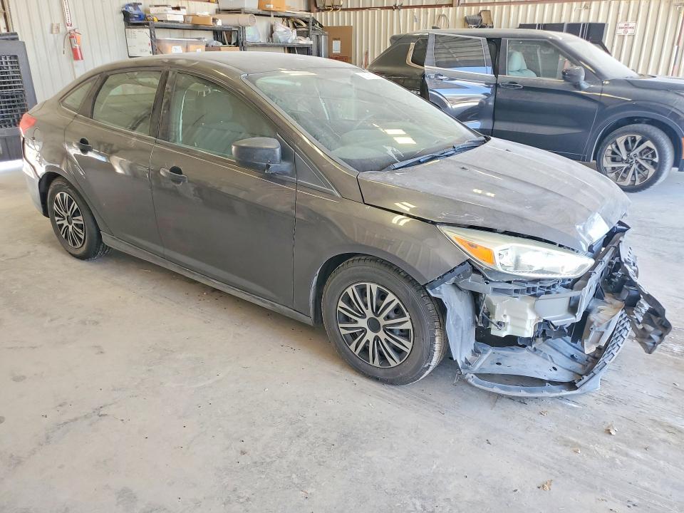 Photo 4 from auction – 2015 FORD FOCUS with VIN 1FADP3E25FL356966