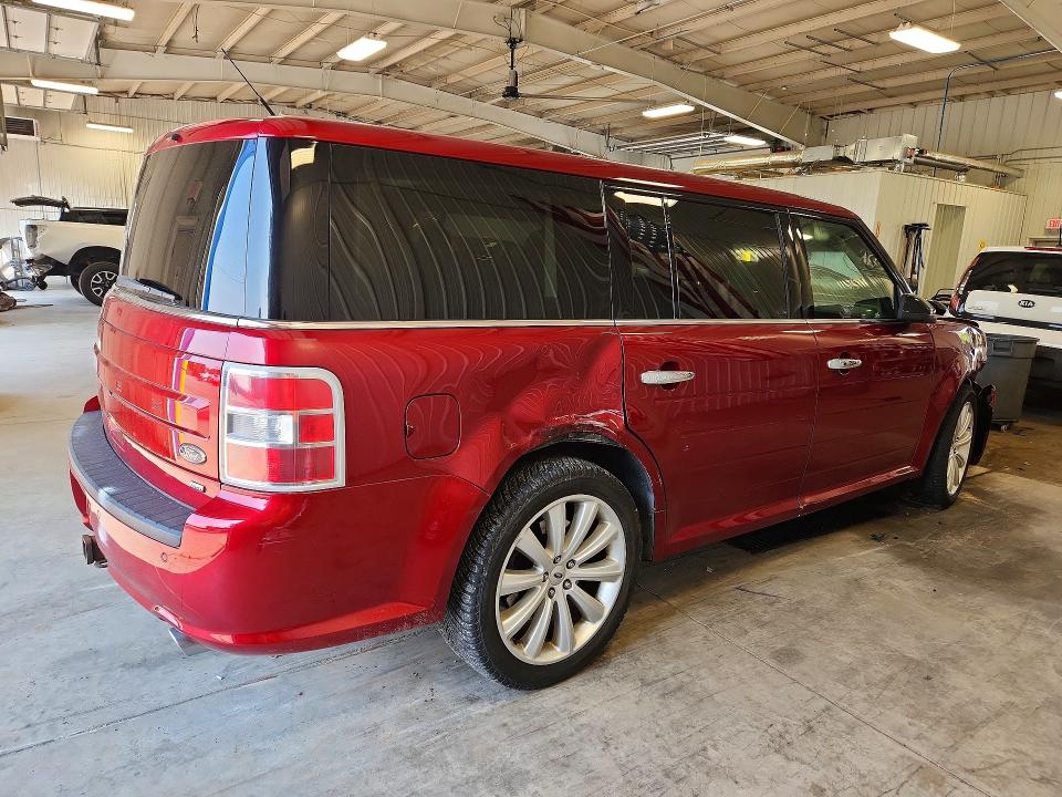 Photo 3 from auction – 2016 FORD FLEX with VIN 2FMHK6C81GBA13362
