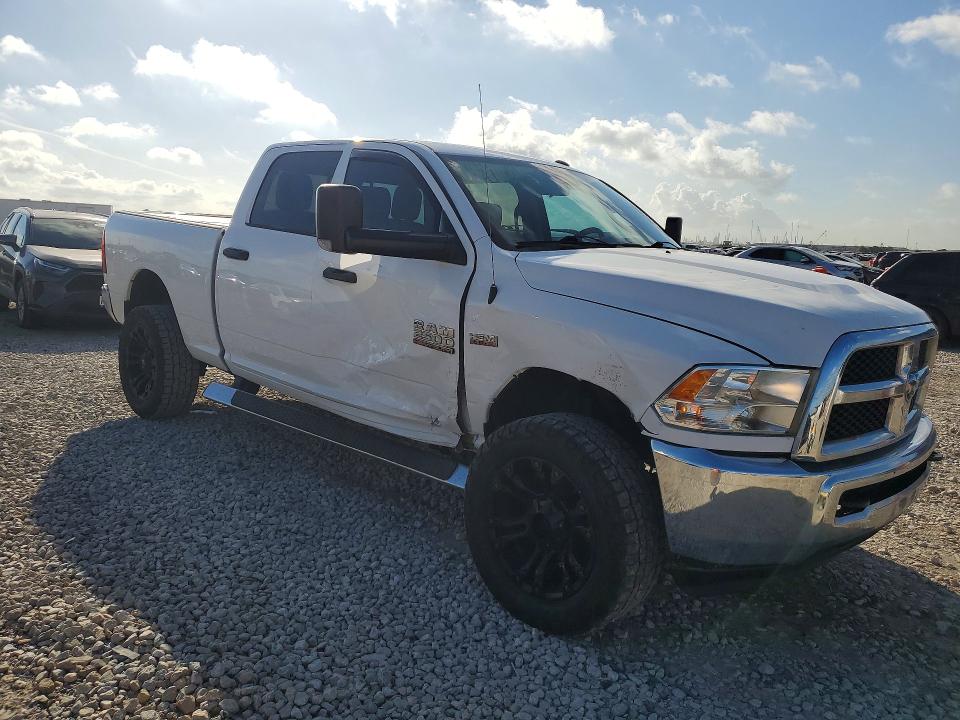 Photo 4 from auction – 2017 RAM 2500 with VIN 3C6UR5CJ3HG719976
