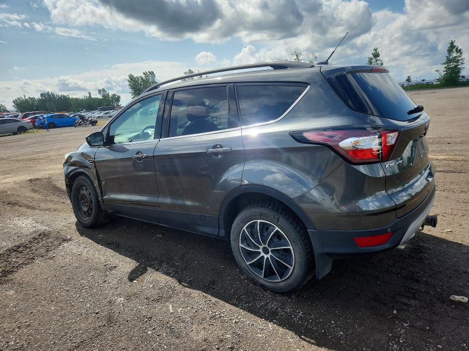 Photo 2 from auction – 2017 FORD ESCAPE with VIN 1FMCU9G94HUB10298