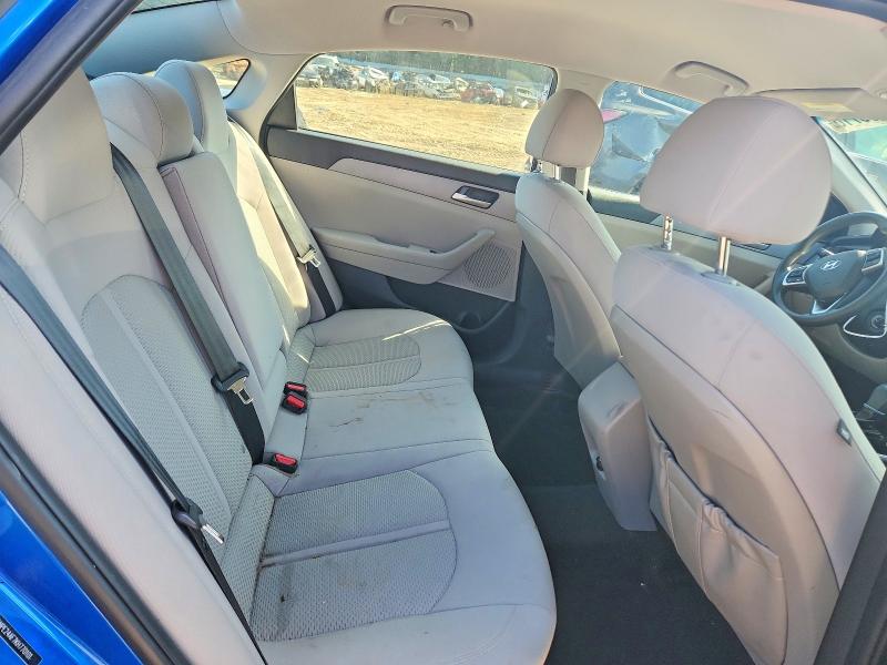 Photo 10 from auction – 2019 HYUNDAI SONATA with VIN 5NPE24AF7KH770101