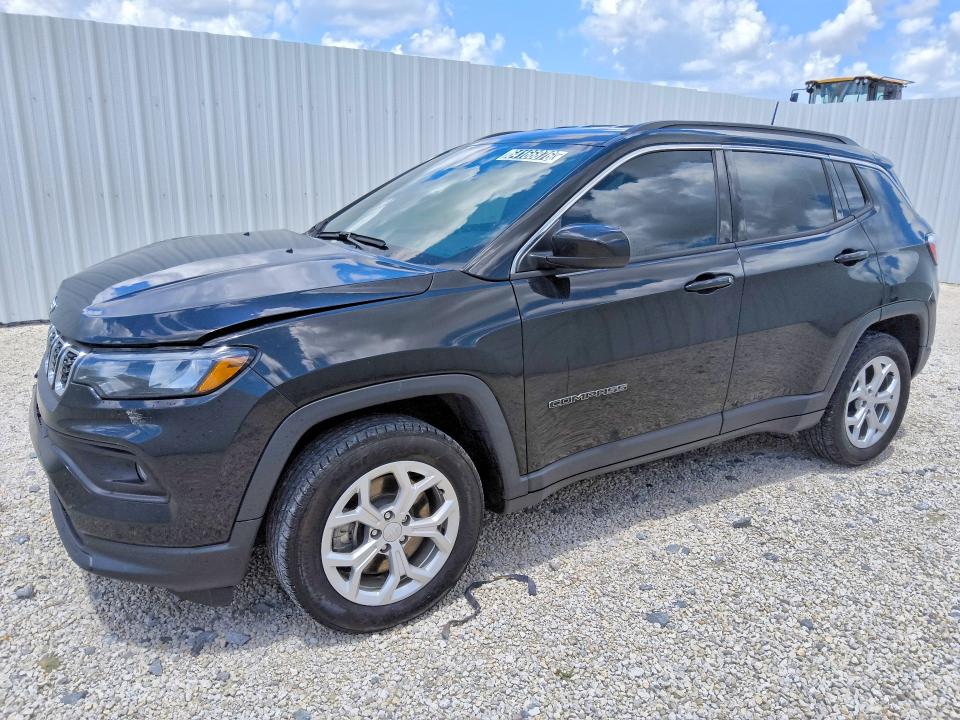 JEEP COMPASS 2024 with VIN 3C4NJDBN2RT163770 - Photo from auction