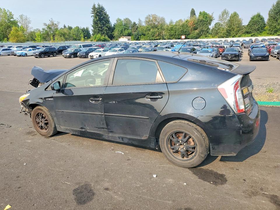 Photo 2 from auction – 2014 TOYOTA PRIUS with VIN JTDKN3DU5E0360848