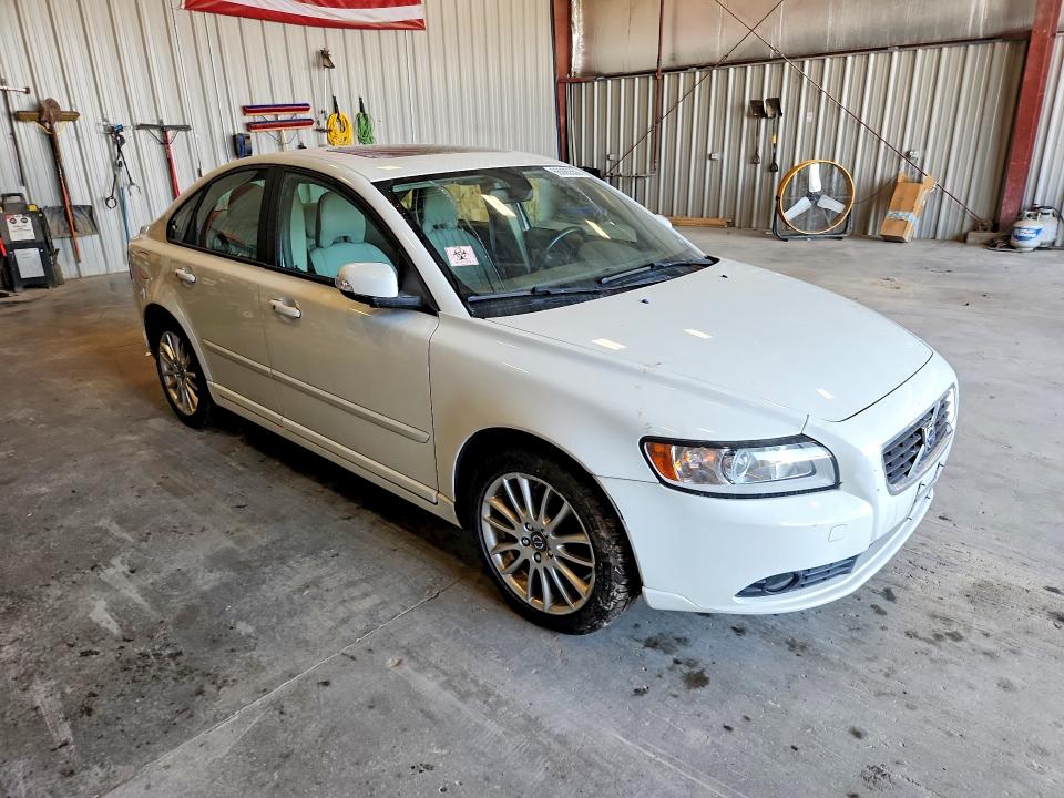 Photo 4 from auction – 2010 VOLVO S40 with VIN YV1390MS8A2510059
