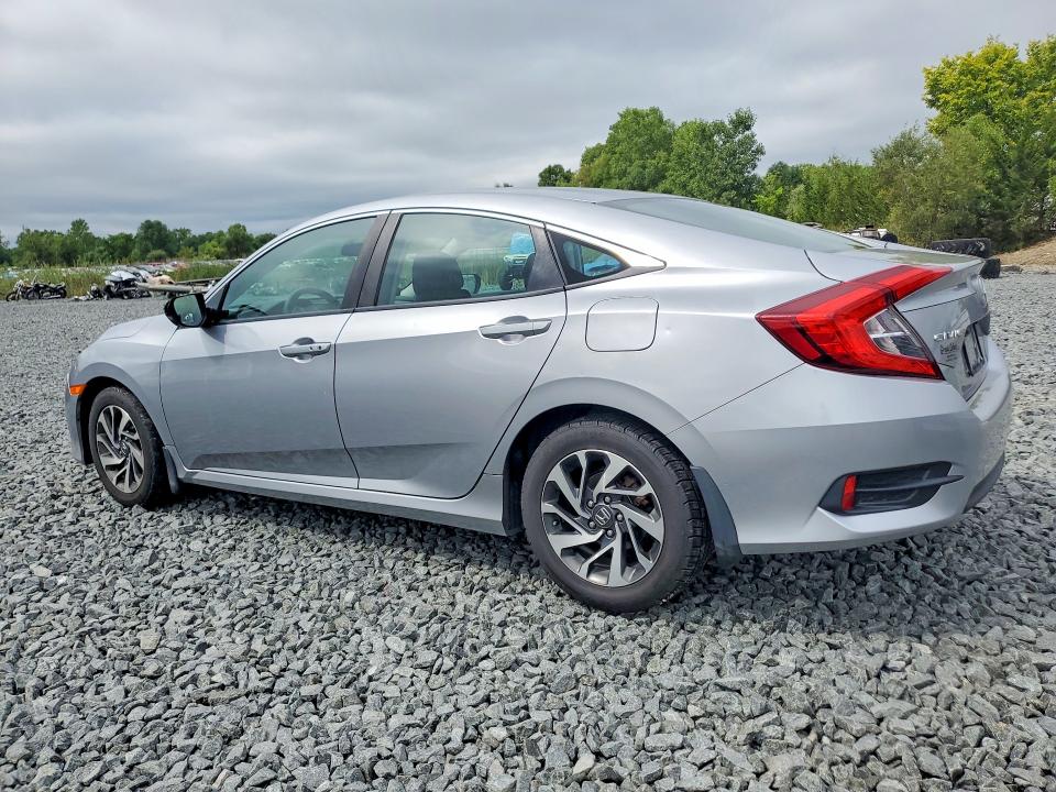 Photo 2 from auction – 2016 HONDA CIVIC with VIN 19XFC2F74GE088568