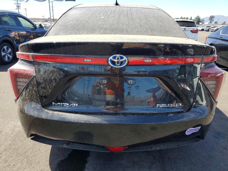 Photo 6 from auction – 2018 TOYOTA MIRAI with VIN JTDBVRBD8JA004713