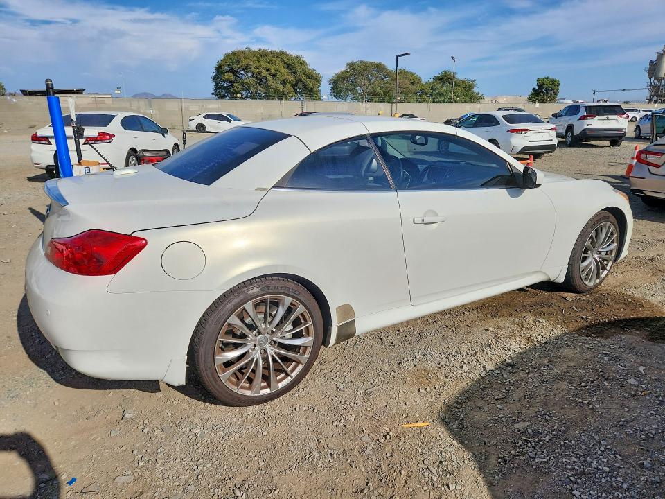 Photo 3 from auction – 2012 INFINITI G37 CONVERTIBLE with VIN JN1CV6FE0CM200607