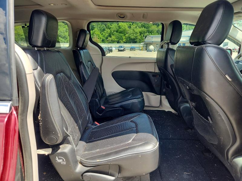 Photo 11 from auction – 2018 CHRYSLER PACIFICA with VIN 2C4RC1GG8JR170900