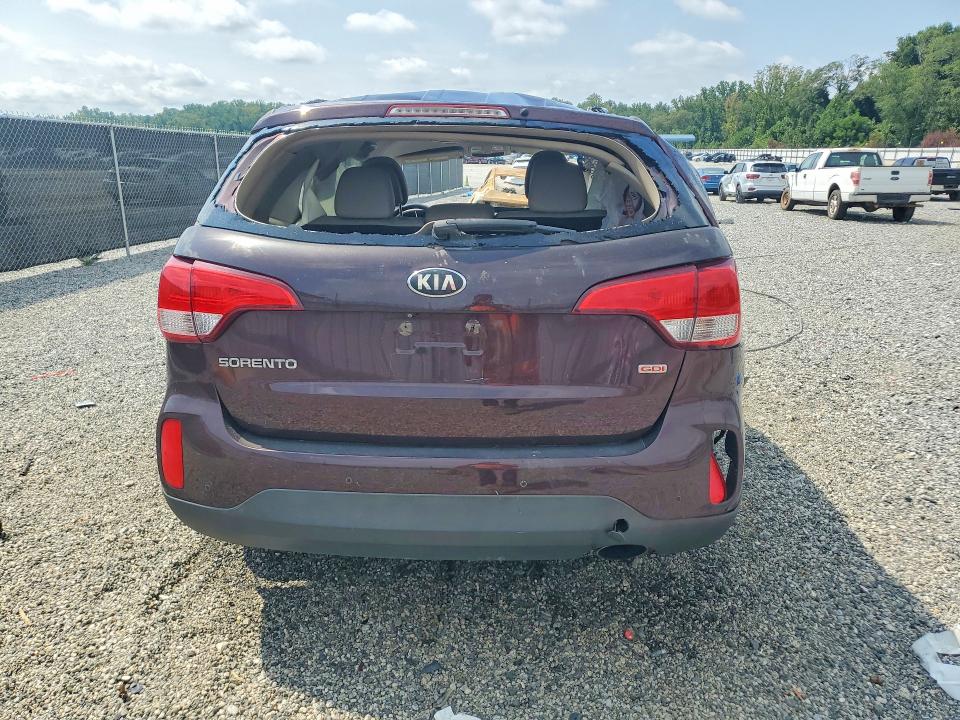 Photo 6 from auction – 2015 KIA SORENTO with VIN 5XYKT3A64FG633088