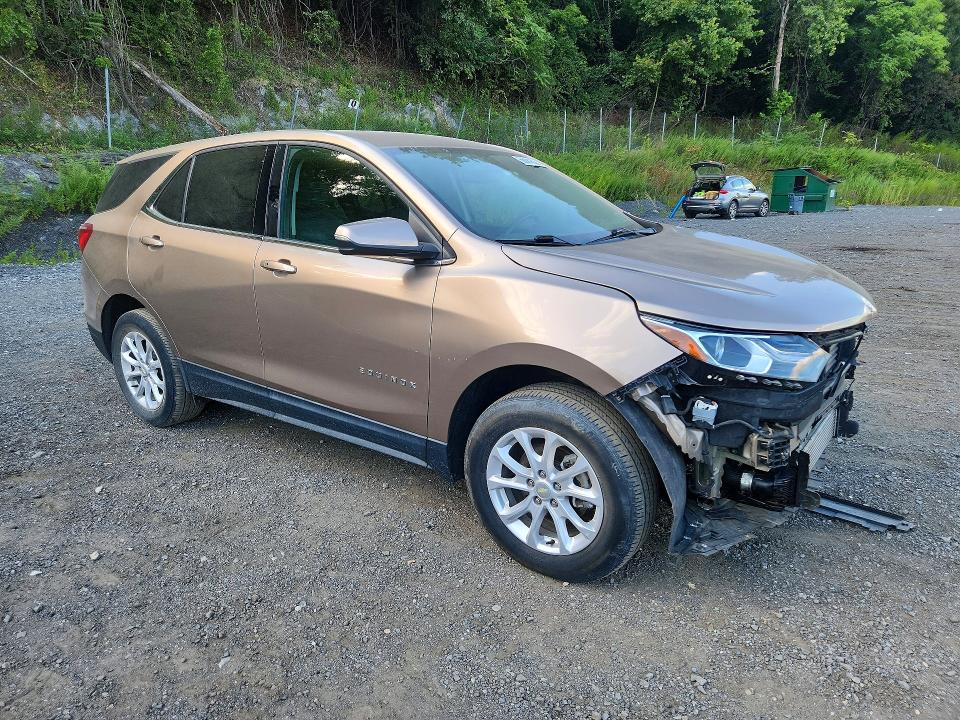 Photo 4 from auction – 2018 CHEVROLET EQUINOX with VIN 3GNAXSEV7JL336207