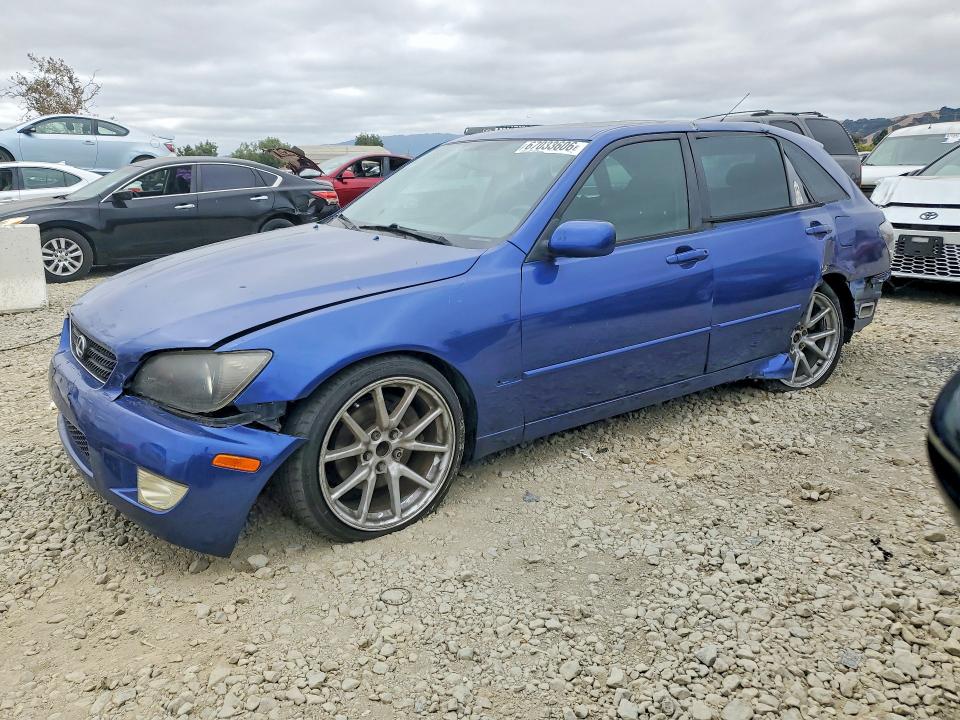 2002 LEXUS IS - Търг №67033606