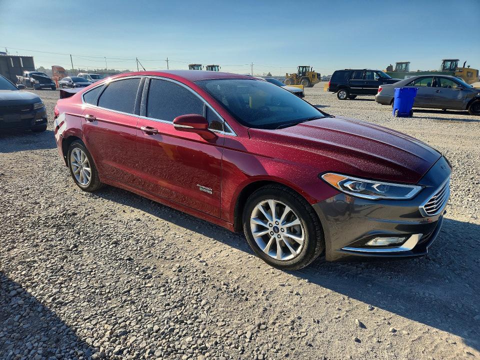Photo 4 from auction – 2017 FORD FUSION with VIN 3FA6P0PU2HR209465