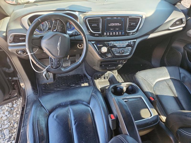 Photo 8 from auction – 2018 CHRYSLER PACIFICA with VIN 2C4RC1EG5JR321579