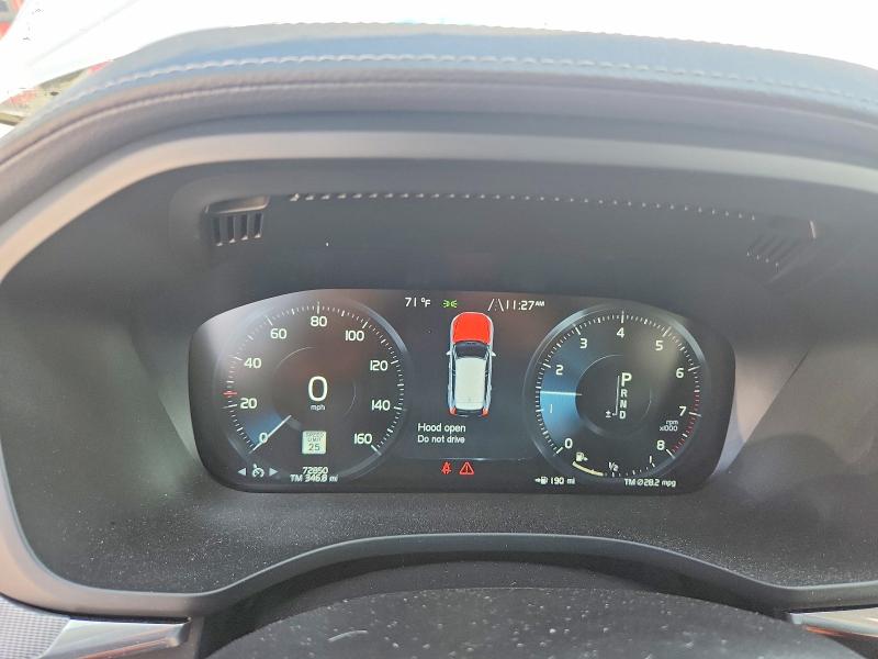 Photo 9 from auction – 2019 VOLVO XC60 with VIN LYV102RL6KB284642