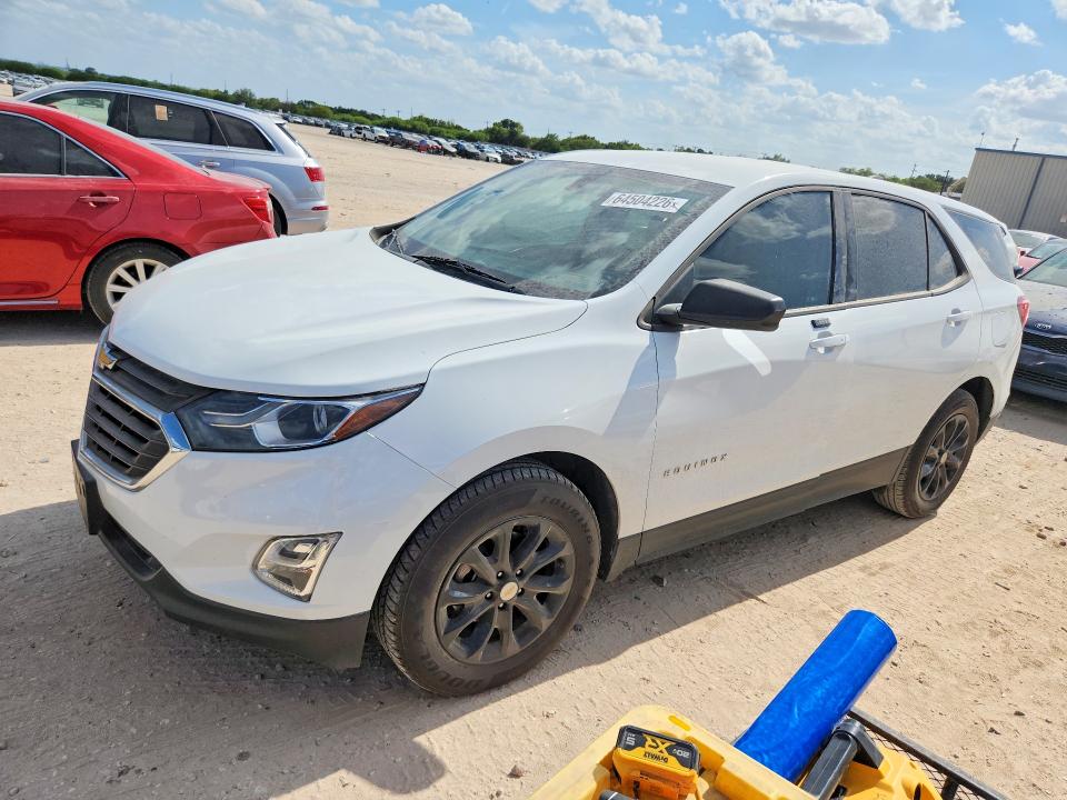 CHEVROLET EQUINOX 2018 with VIN 2GNAXHEV5J6138152 - Photo from auction