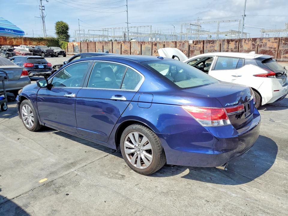 Photo 2 from auction – 2012 HONDA ACCORD with VIN 1HGCP3F85CA013267