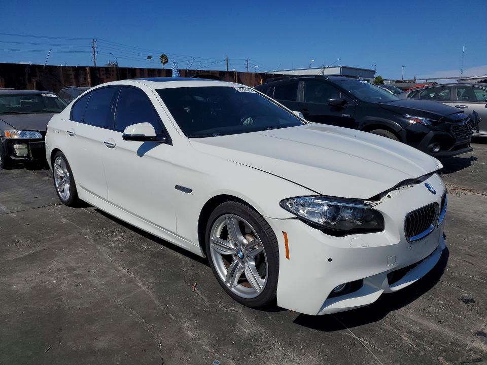 Photo 4 from auction – 2016 BMW 535 with VIN WBA5B1C53GG134318