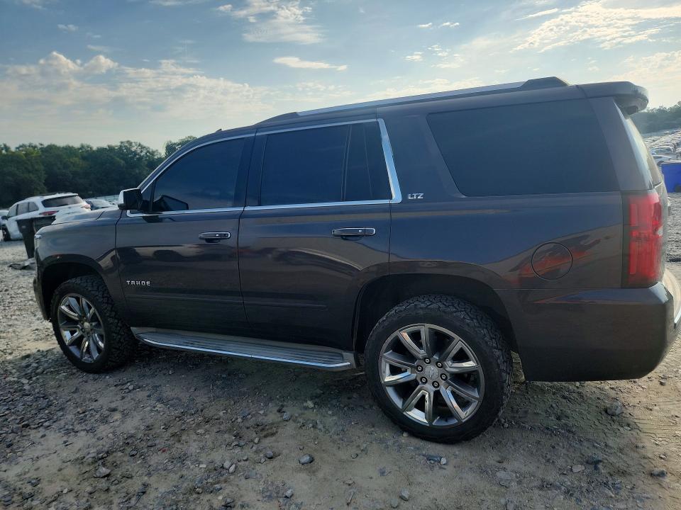 Photo 2 from auction – 2015 CHEVROLET TAHOE with VIN 1GNSCCKC0FR279020