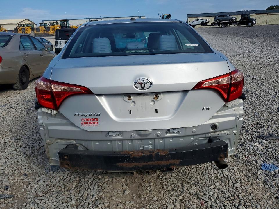 Photo 6 from auction – 2017 TOYOTA COROLLA with VIN 2T1BURHEXHC951373