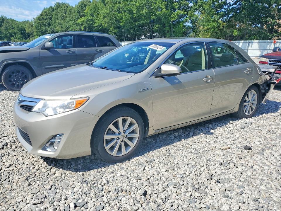 TOYOTA CAMRY HYBRID 2014 with VIN 4T1BD1FK2EU115271 - Photo from auction