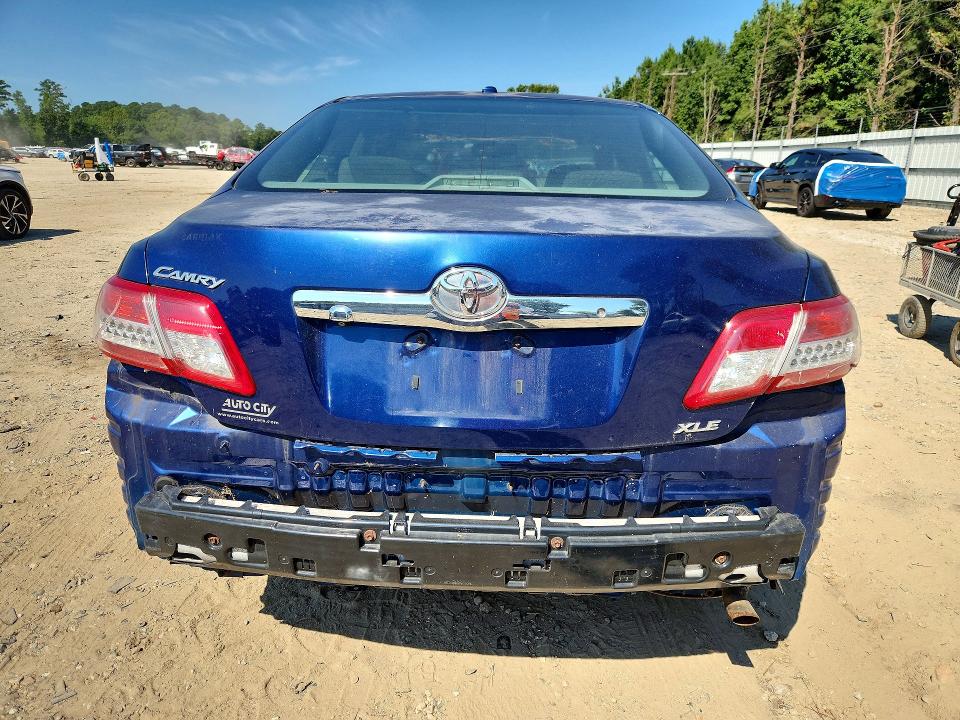 Photo 6 from auction – 2010 TOYOTA CAMRY with VIN 4T1BF3EKXAU531795